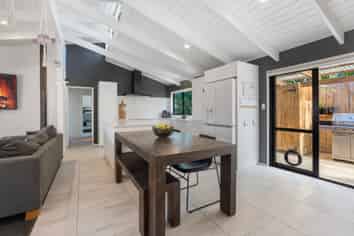 113 Vipond Road, Stanmore Bay