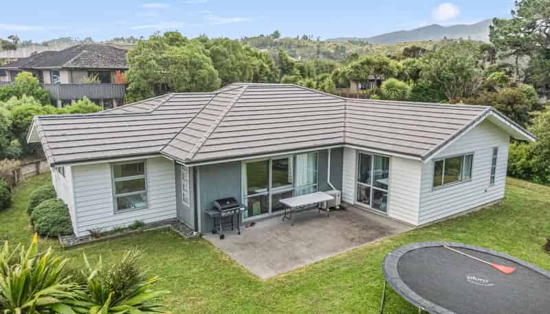 28 Sunstone Crescent, Brown Owl