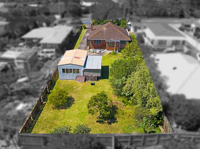 45 Sturges Road, Henderson