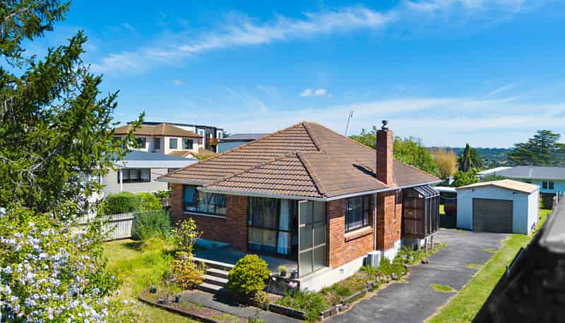 45 Sturges Road, Henderson