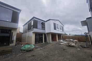 1-8/9 Kaikoura Street, Henderson