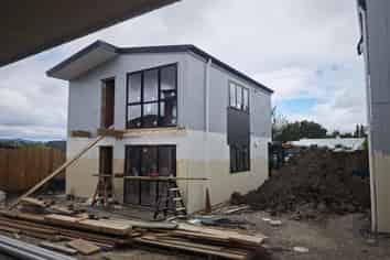 1-8/9 Kaikoura Street, Henderson