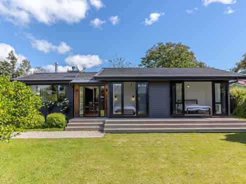 14 Wood Street, Greytown