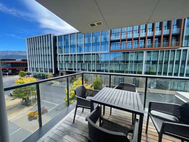 211/30 Red Oaks Dr, Frankton