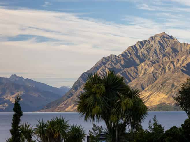 17 Parry Crescent, Lake Hawea