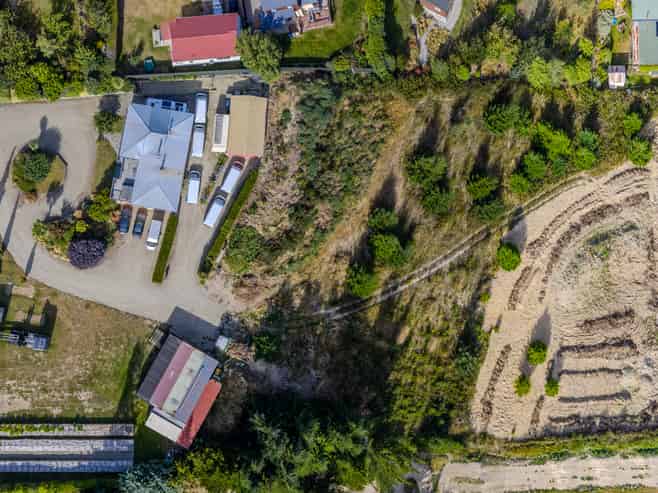 17 Parry Crescent, Lake Hawea