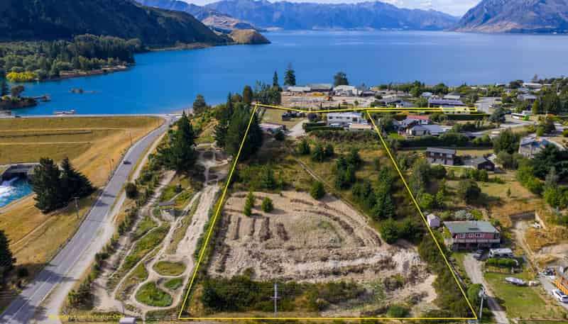 17 Parry Crescent, Lake Hawea