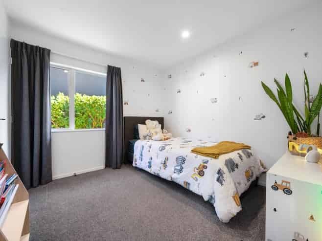 14 Regiment Road, Papakura