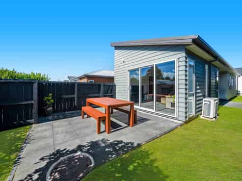 14 Regiment Road, Takanini