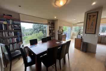 8 Sunset Terrace, Waikanae Beach