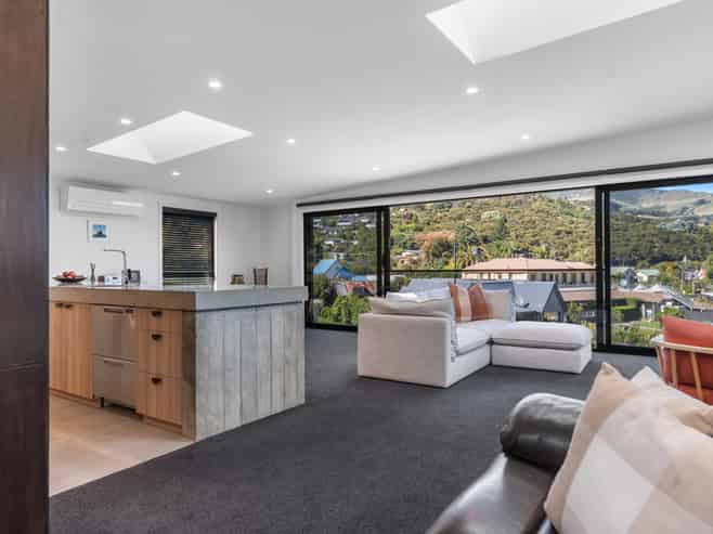 9 Woodills Road, Akaroa