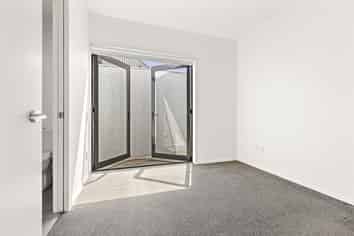 90 Fisher Point Drive, Freemans Bay