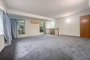 122 Whangaparaoa Road, Red Beach