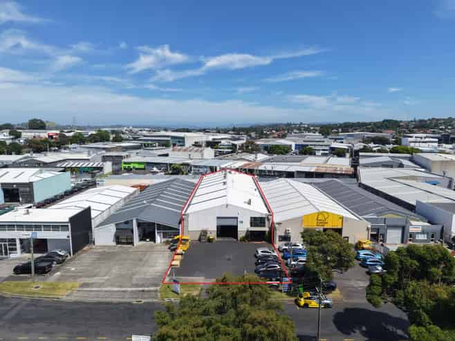 712sqm Warehousing on Olive Road 