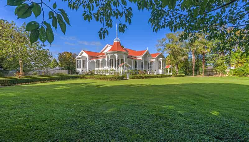 642 Pioneer Highway, Highbury