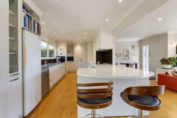 25 Churchill Avenue, Richmond