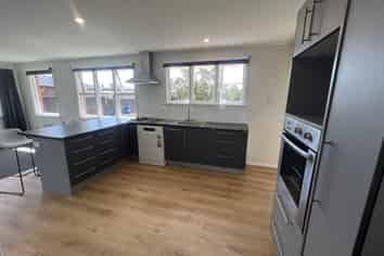 144 Alford Forest Road, Allenton