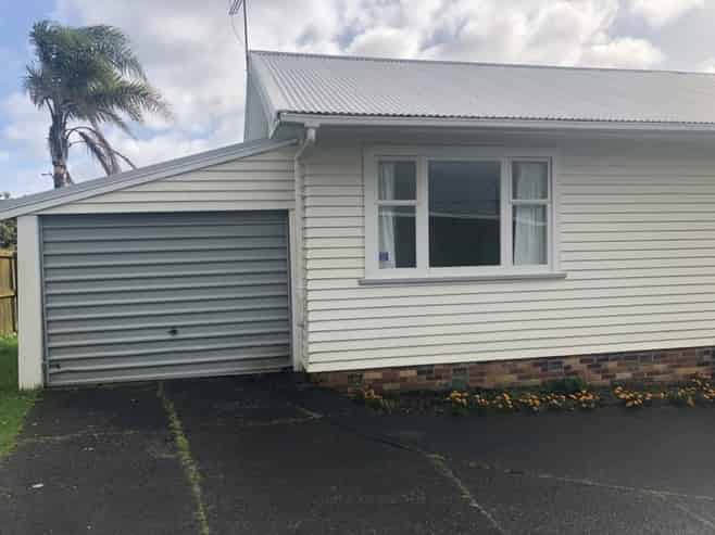 2/8 Coronation Road, Hillcrest