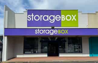 Busy Anglesea Street Retail with Excellent Parking