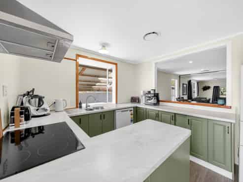 2 Philip Street, Carterton