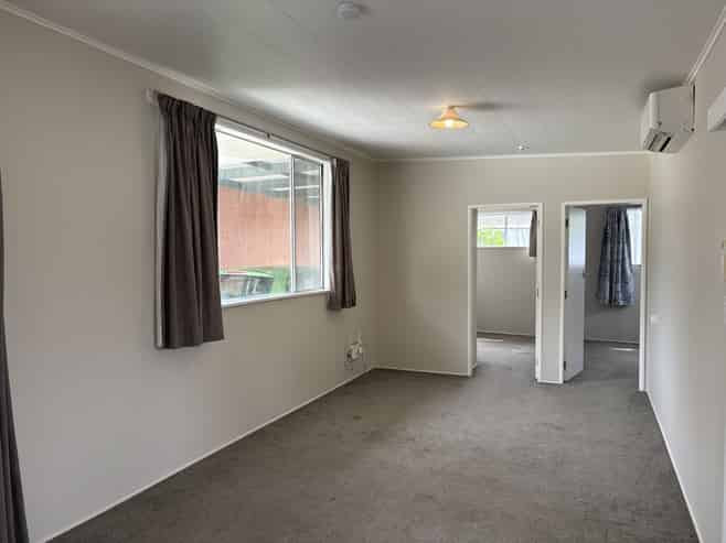 4/664 Gladstone Road , Gisborne