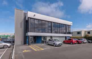 Versatile Two Level Office – Upper Riccarton
