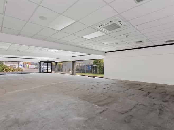 Versatile Two Level Office – Upper Riccarton