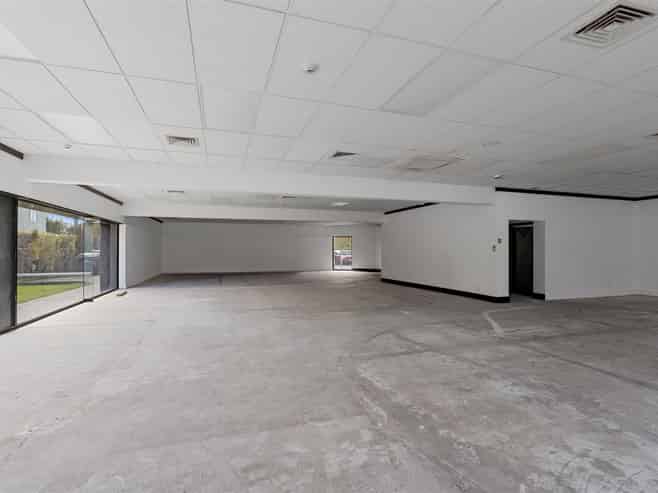 Versatile Two Level Office – Upper Riccarton