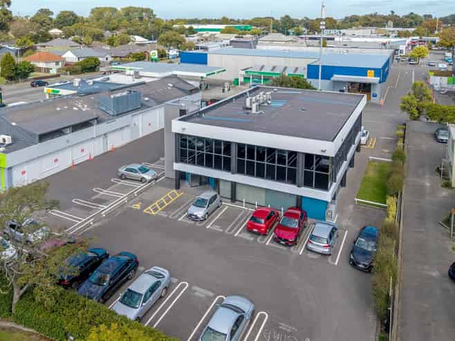 Versatile Two Level Office – Upper Riccarton