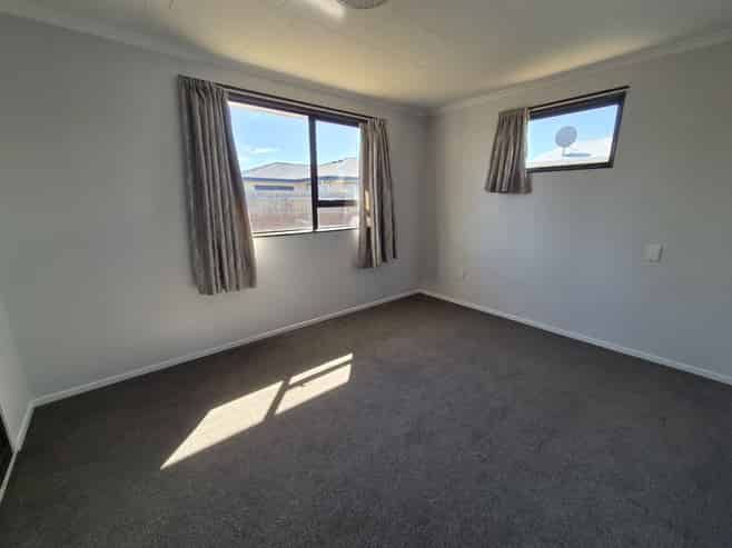 120 Cleghorn Street, Redwoodtown