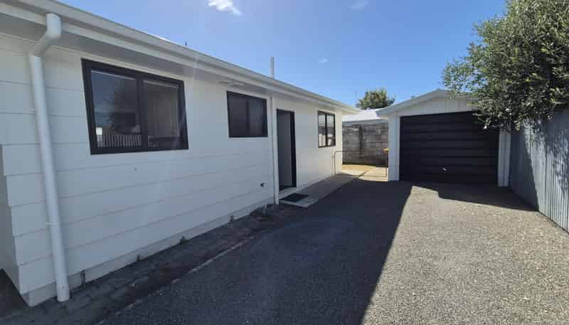 120 Cleghorn Street, Redwoodtown