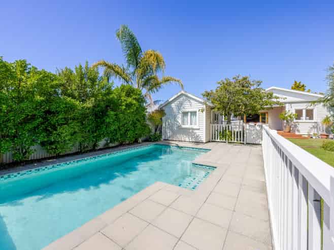 6 Thistle Street, Napier South