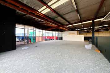 High Profile Wairau Showroom | 523 m2