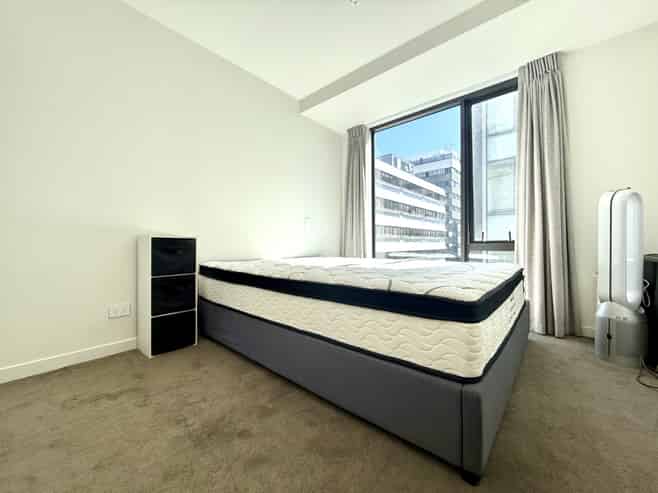 W707/160 Victoria, Te Aro