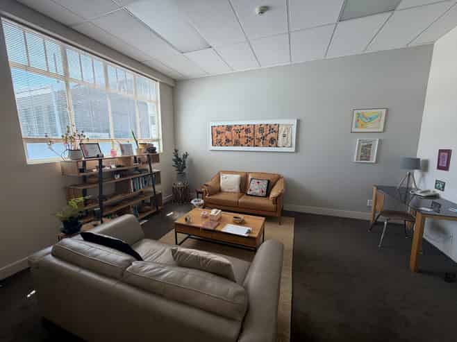 Functional Office in Popular Bowman Building