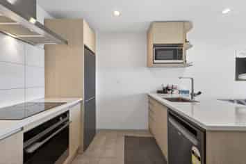 7/376 Worcester Street, Linwood