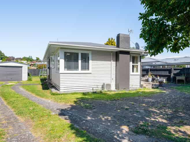 9 Panair Crescent, Hillcrest