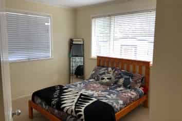 9 Kent Road, Manurewa