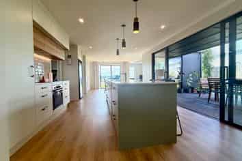 1 Tunarau Street, Raglan