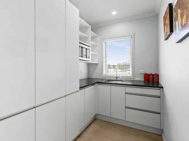 37 Kapiti Drive, Poraiti