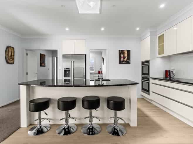 37 Kapiti Drive, Poraiti