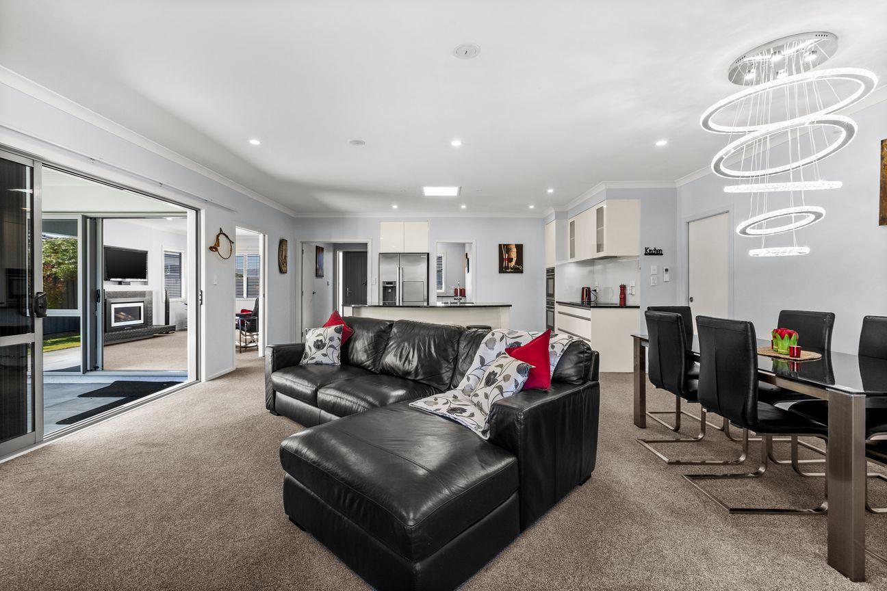 Immediate Possession Available! - Mehr