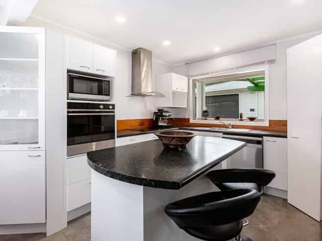 51 Russell Road, Wainuiomata