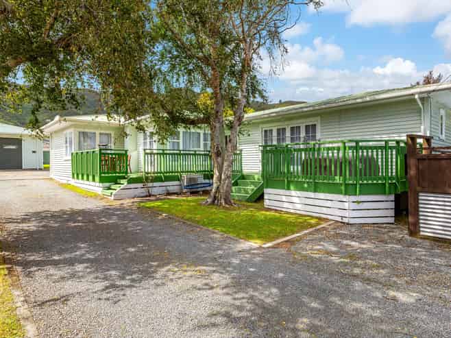 51 Russell Road, Wainuiomata