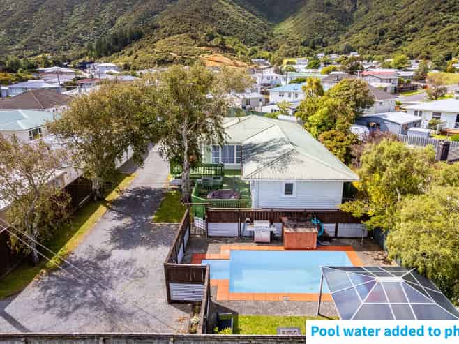 51 Russell Road, Wainuiomata
