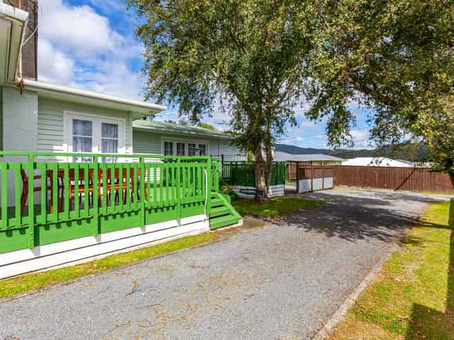 51 Russell Road, Wainuiomata