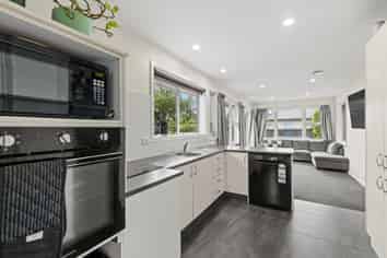 12 Newport Street, Avondale