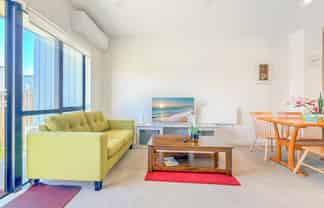 20 Aumarire Lane, Favona