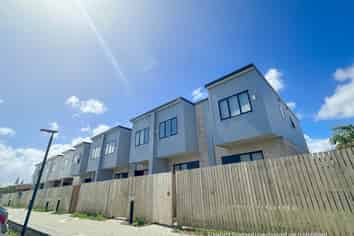 20 Aumarire Lane, Favona