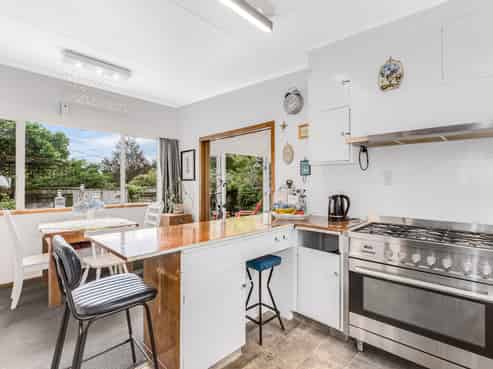 136 Hine Road, Wainuiomata